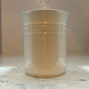 New! Le Creuset 1 liter utensil crock NWT